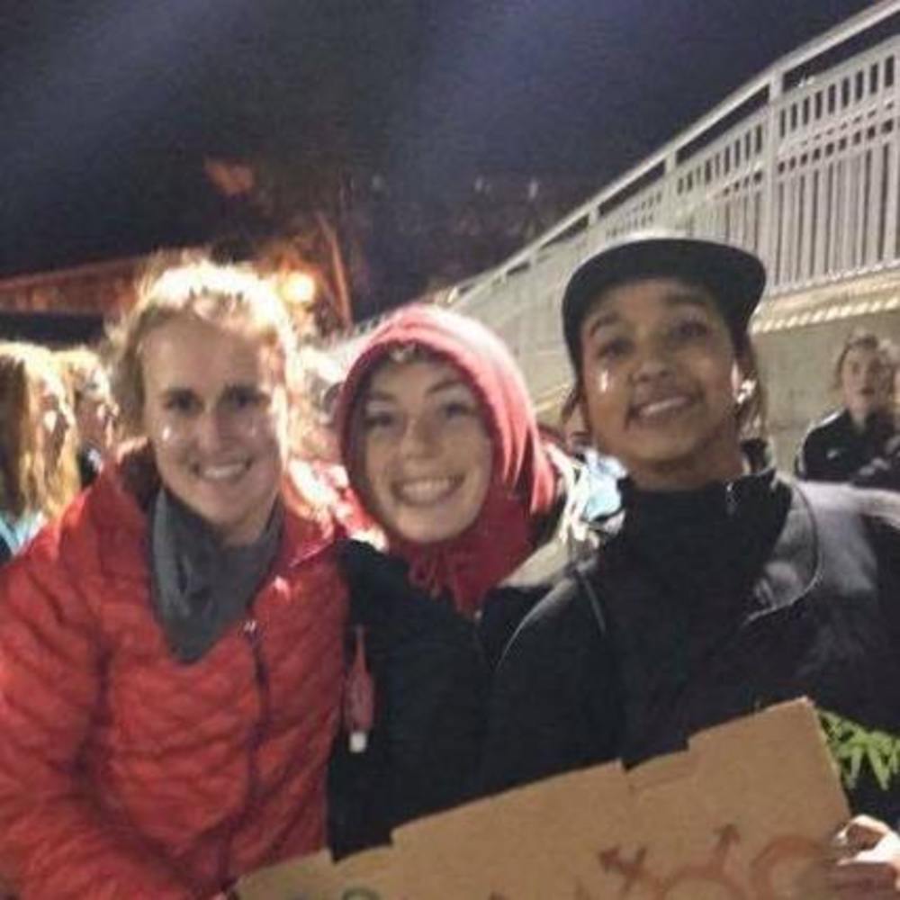 Meet your Posher, Amina